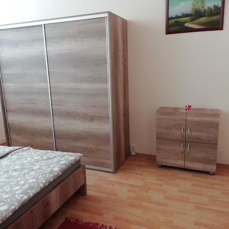 Apartman Lux Presov Exterior photo