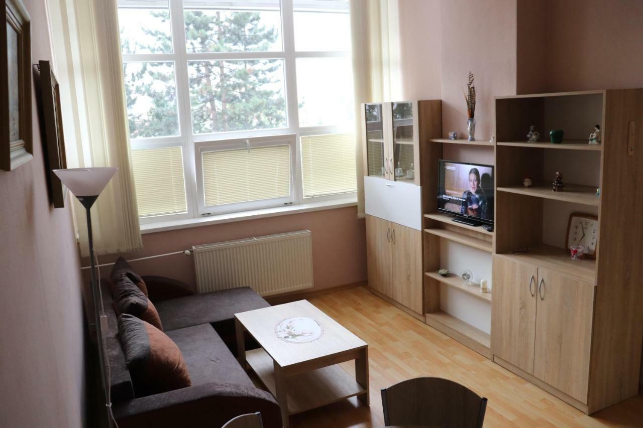 Apartman Lux Presov Exterior photo